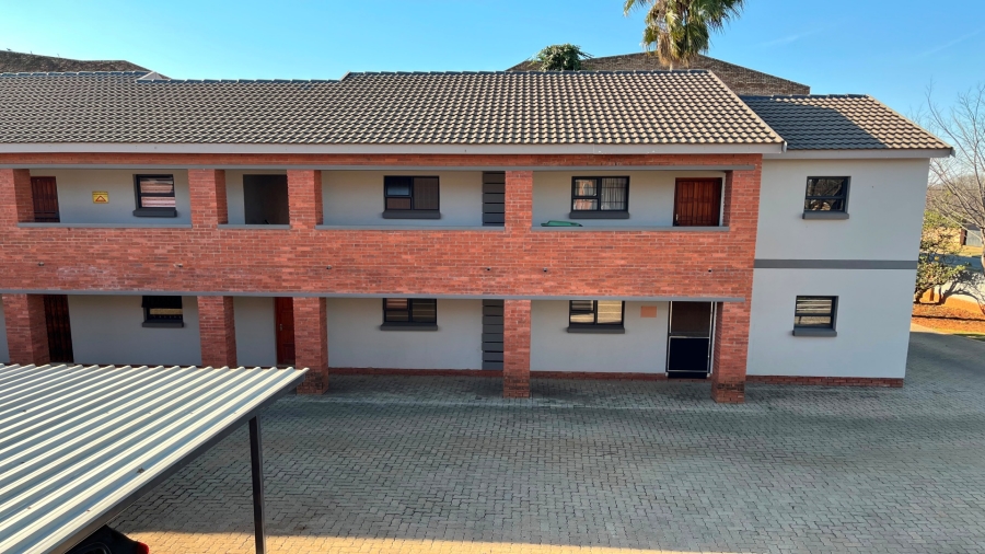 2 Bedroom Property for Sale in Potchefstroom North West